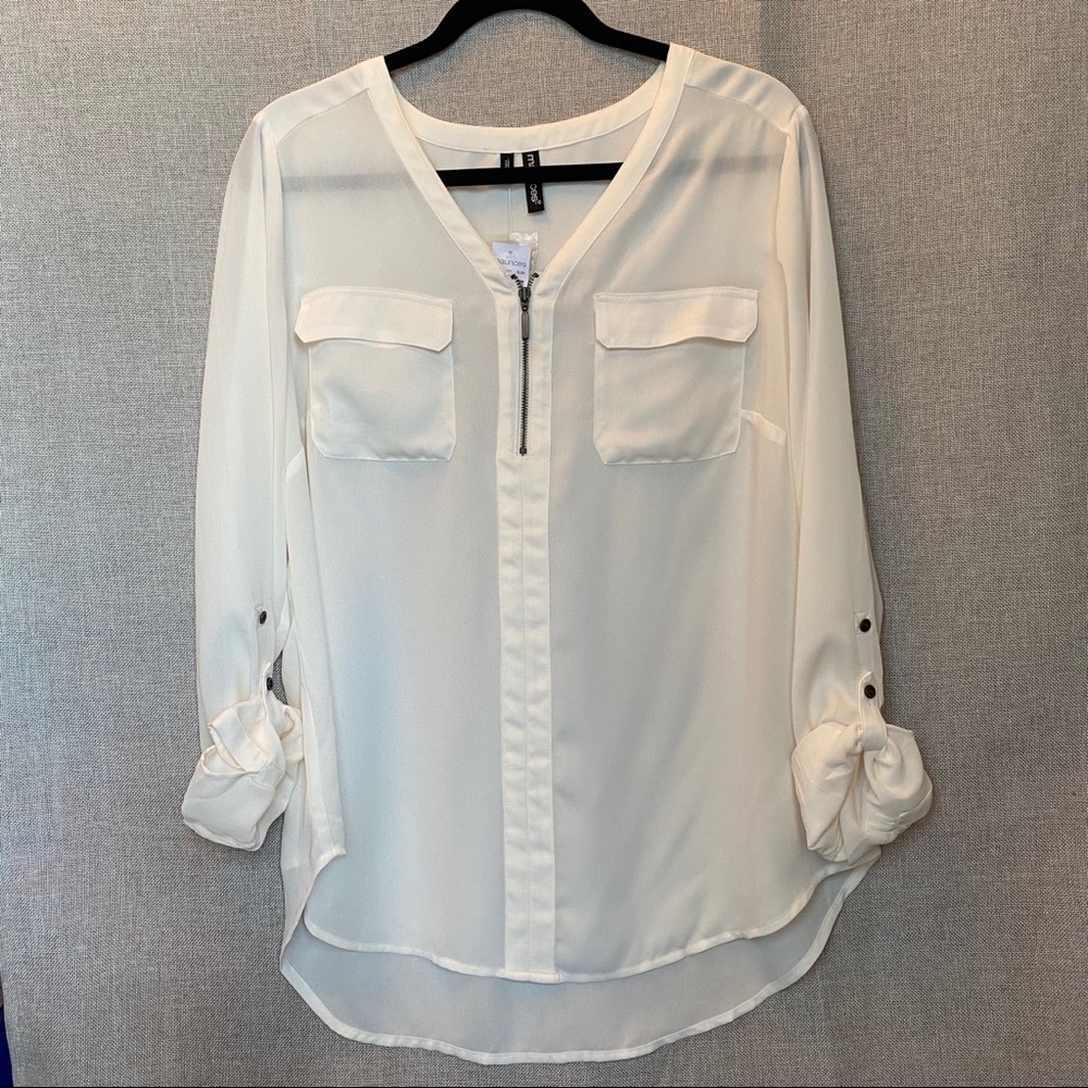 🖤3/$20🖤 Ivory 3/4 Sleeve Chiffon Blouse NWT